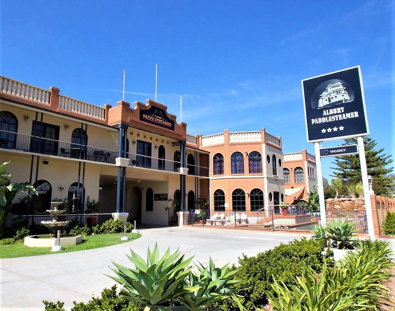 Albury Paddlesteamer Motel Bagian luar foto